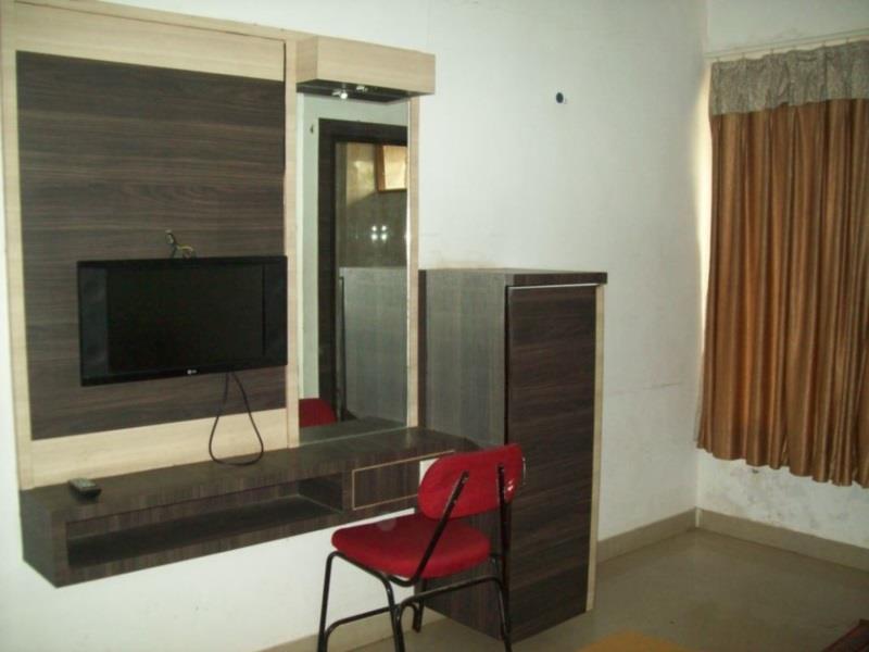 Hotel Mid - Way Inn Gandhinagar Zewnętrze zdjęcie
